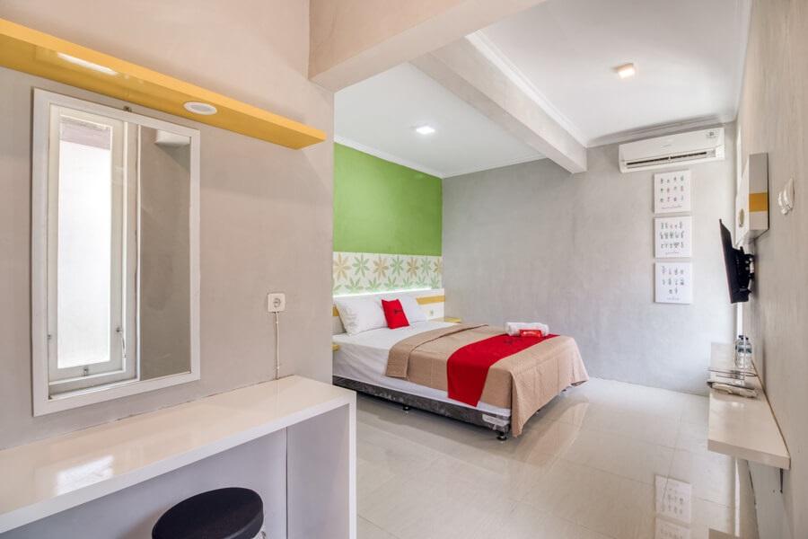 Hotel Reddoorz Near Malioboro Tugu Station Jogja Yogyakarta Esterno foto