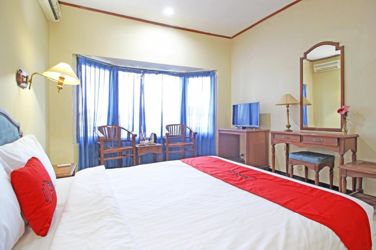 Hotel Reddoorz Near Malioboro Tugu Station Jogja Yogyakarta Esterno foto