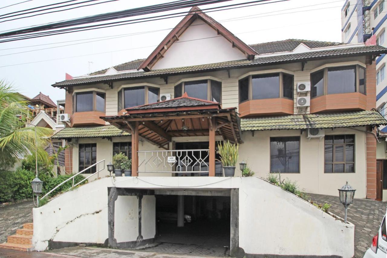 Hotel Reddoorz Near Malioboro Tugu Station Jogja Yogyakarta Esterno foto