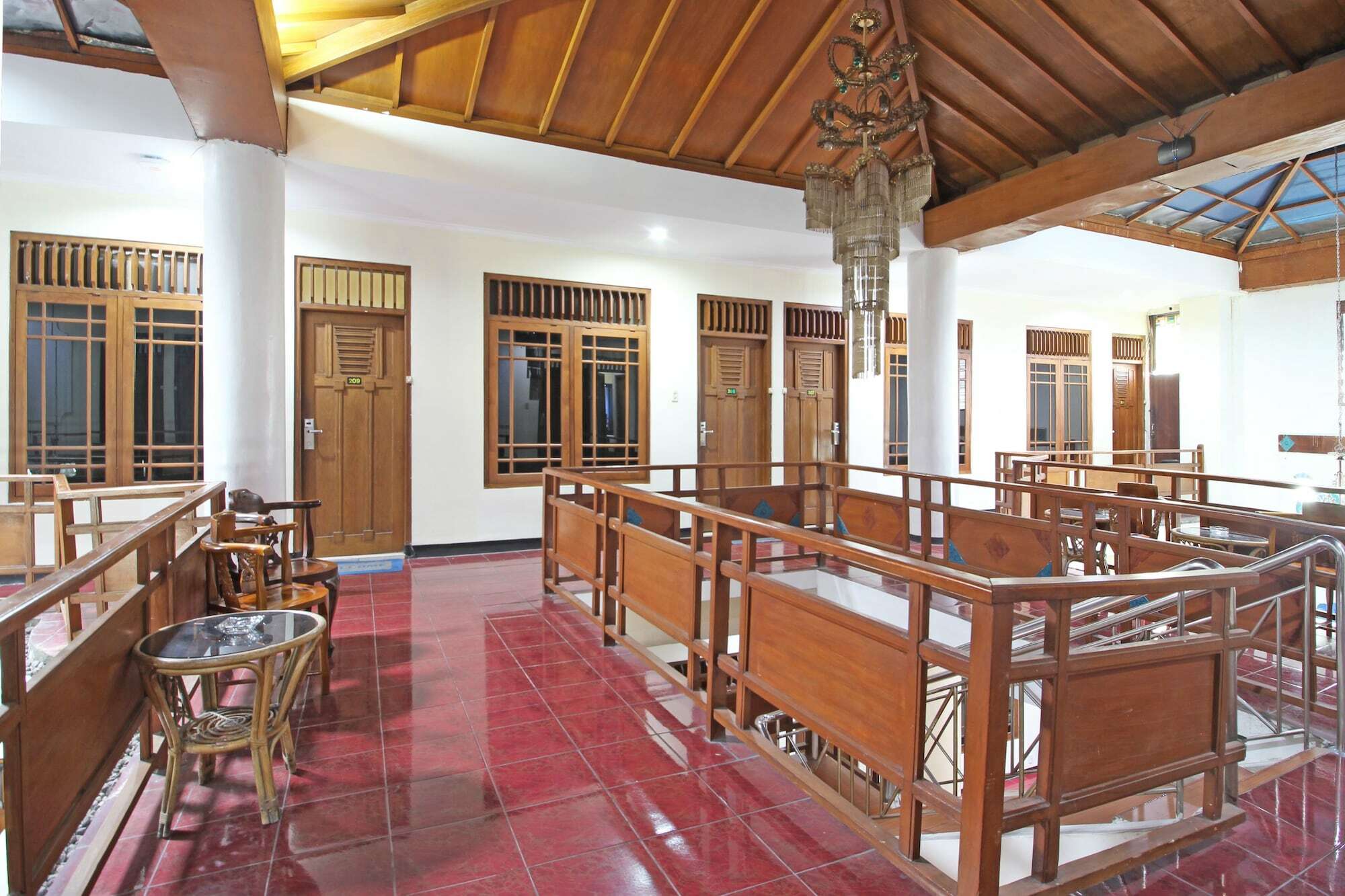 Hotel Reddoorz Near Malioboro Tugu Station Jogja Yogyakarta Esterno foto